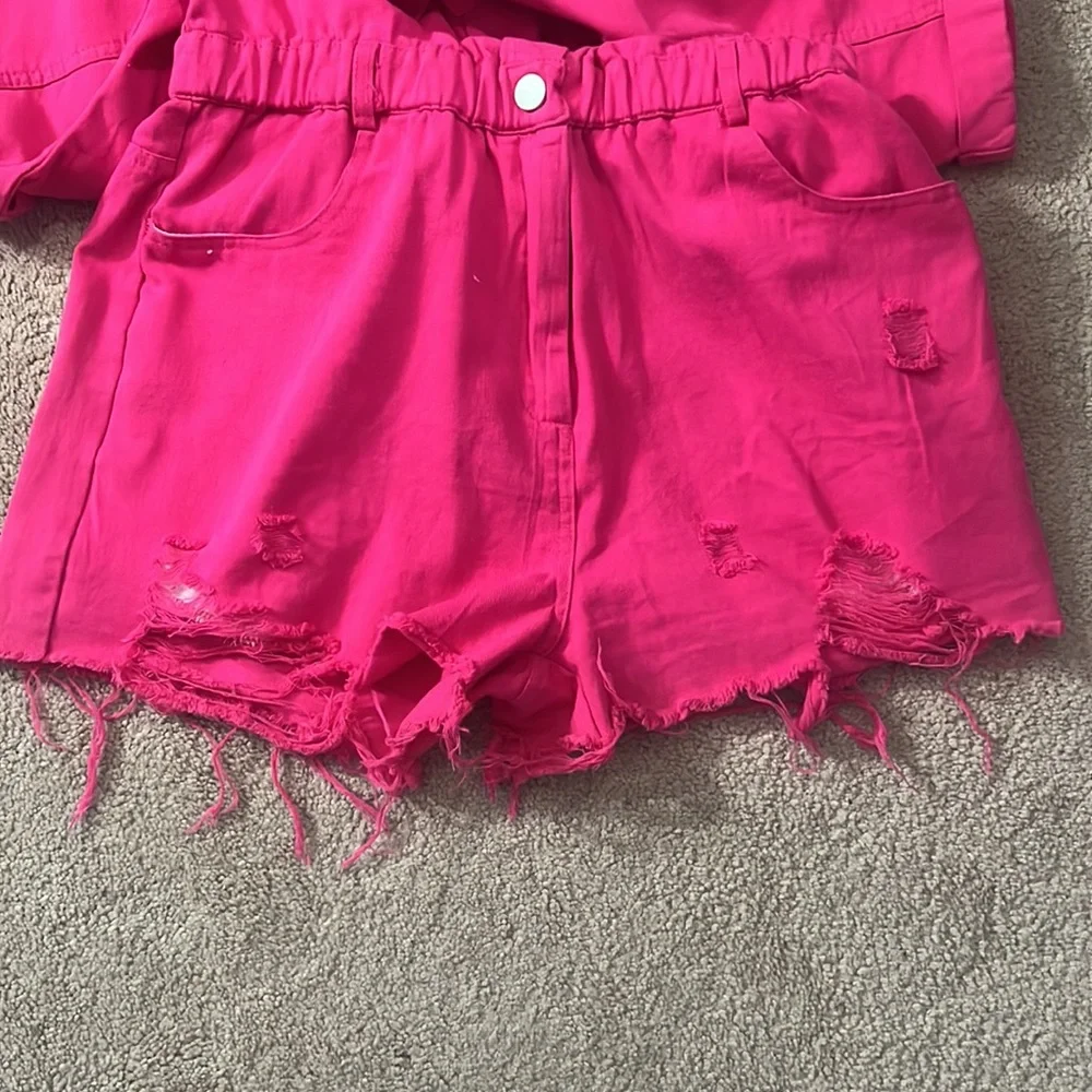 Pink romper - Picture 3 of 4